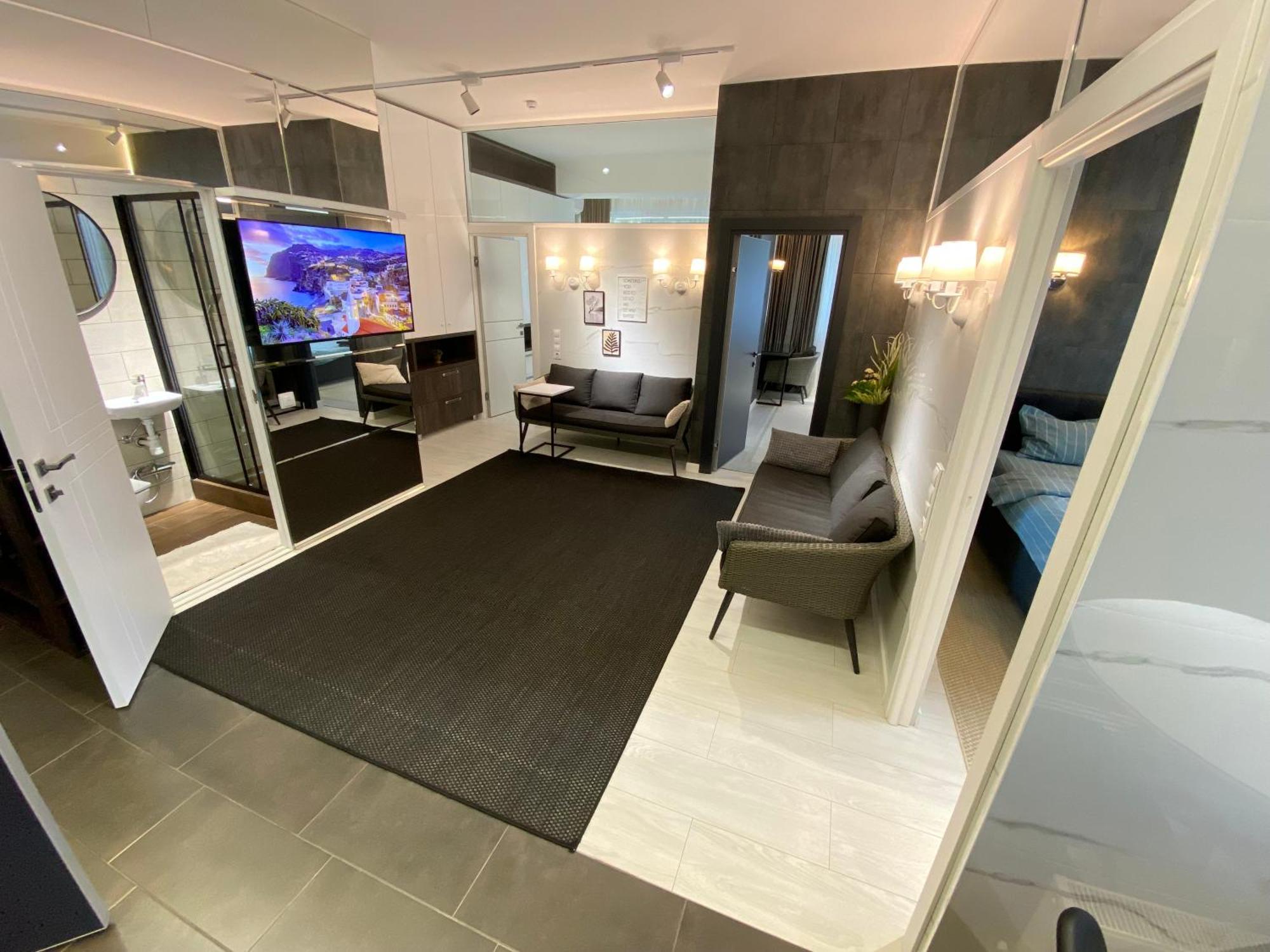 Rentnow Modern Business Apartment With 3 Bedrooms In Centre Кишинів Екстер'єр фото