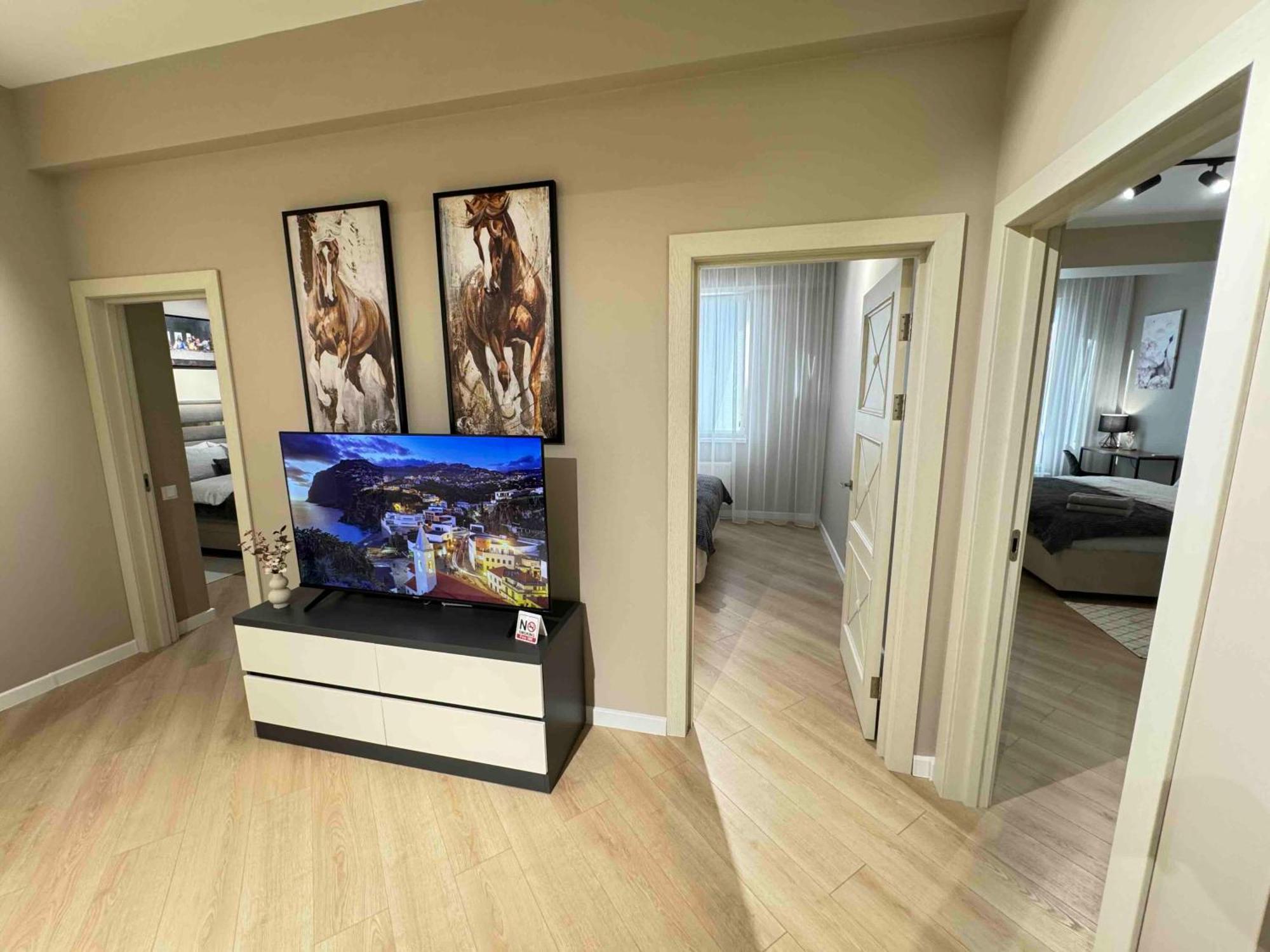 Rentnow Modern Business Apartment With 3 Bedrooms In Centre Кишинів Екстер'єр фото