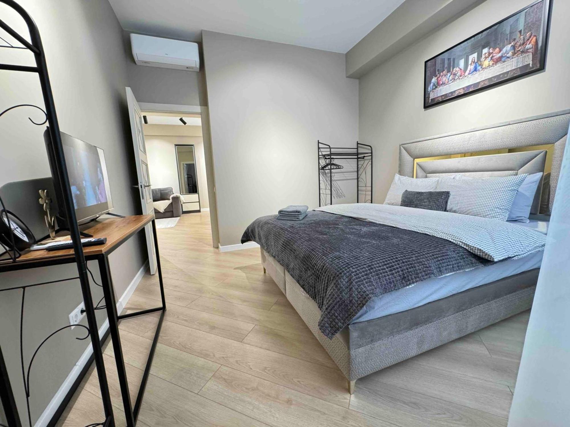Rentnow Modern Business Apartment With 3 Bedrooms In Centre Кишинів Екстер'єр фото