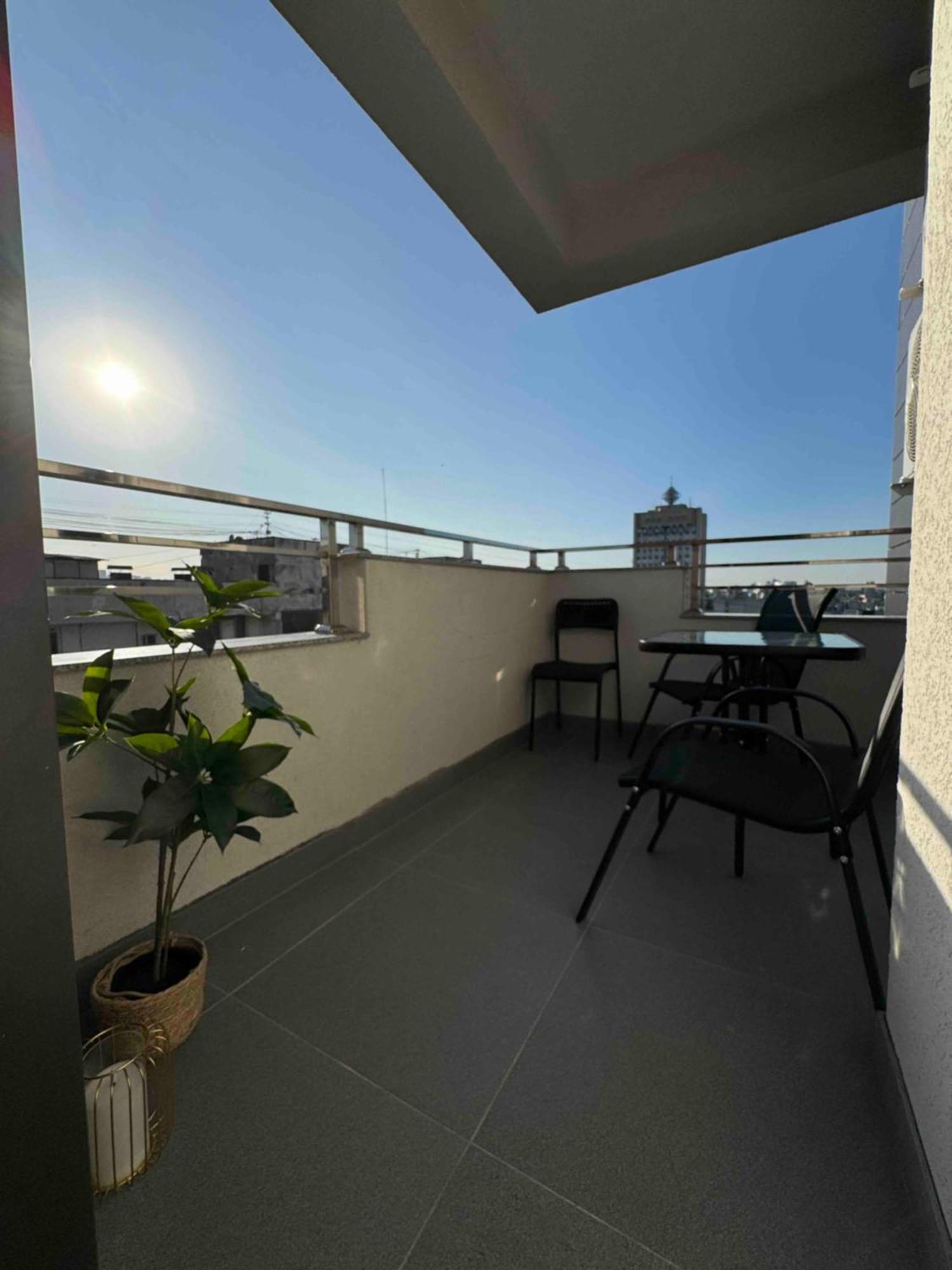 Rentnow Modern Business Apartment With 3 Bedrooms In Centre Кишинів Екстер'єр фото
